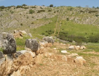 Αρχαιολογικές σκαπάνες φέρνουν στο φως το νεολιθικό παρελθόν της Δυτικής Θεσσαλίας - «Ίχνη» οικισμών (φώτο)